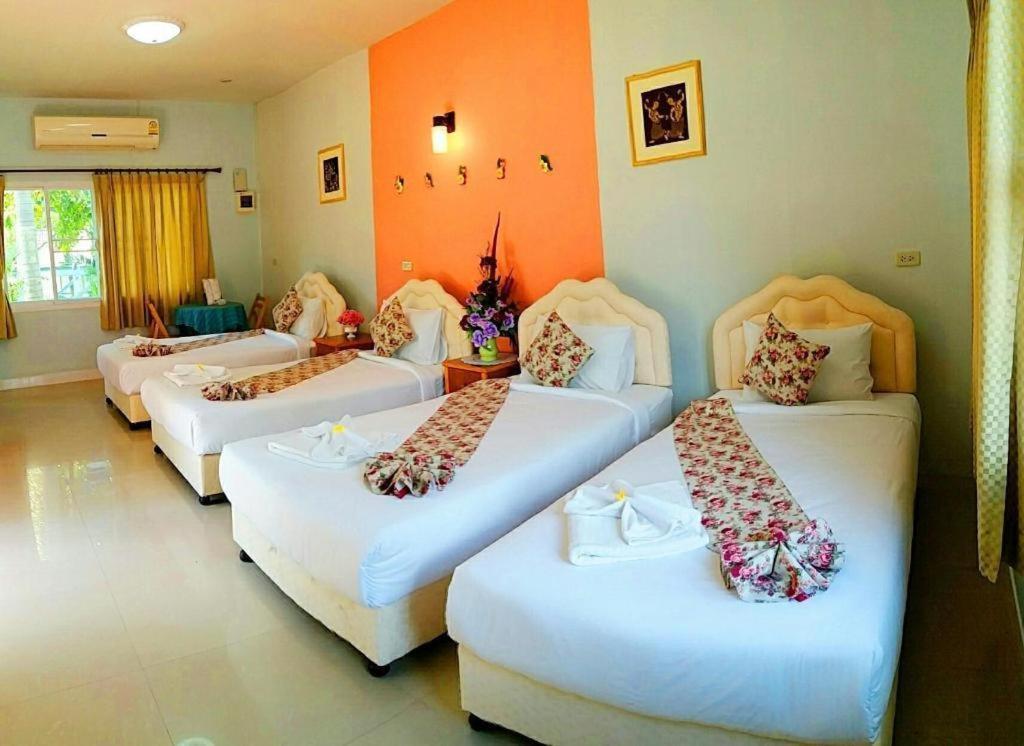 Tanaosri & Creekside Resort Suan Phueng Exterior foto